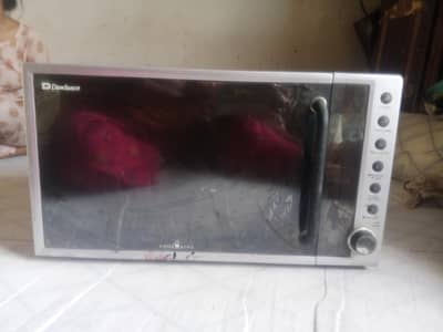microwave oven