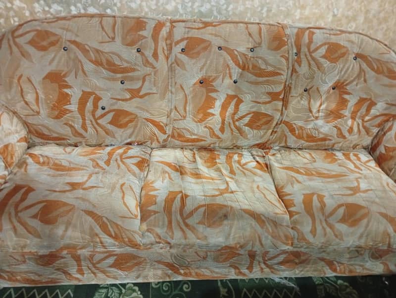 Sofa set 0