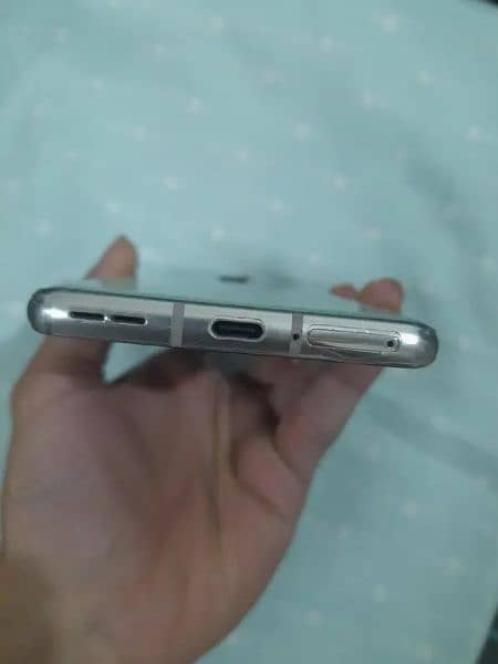 one plus 8 edge 3