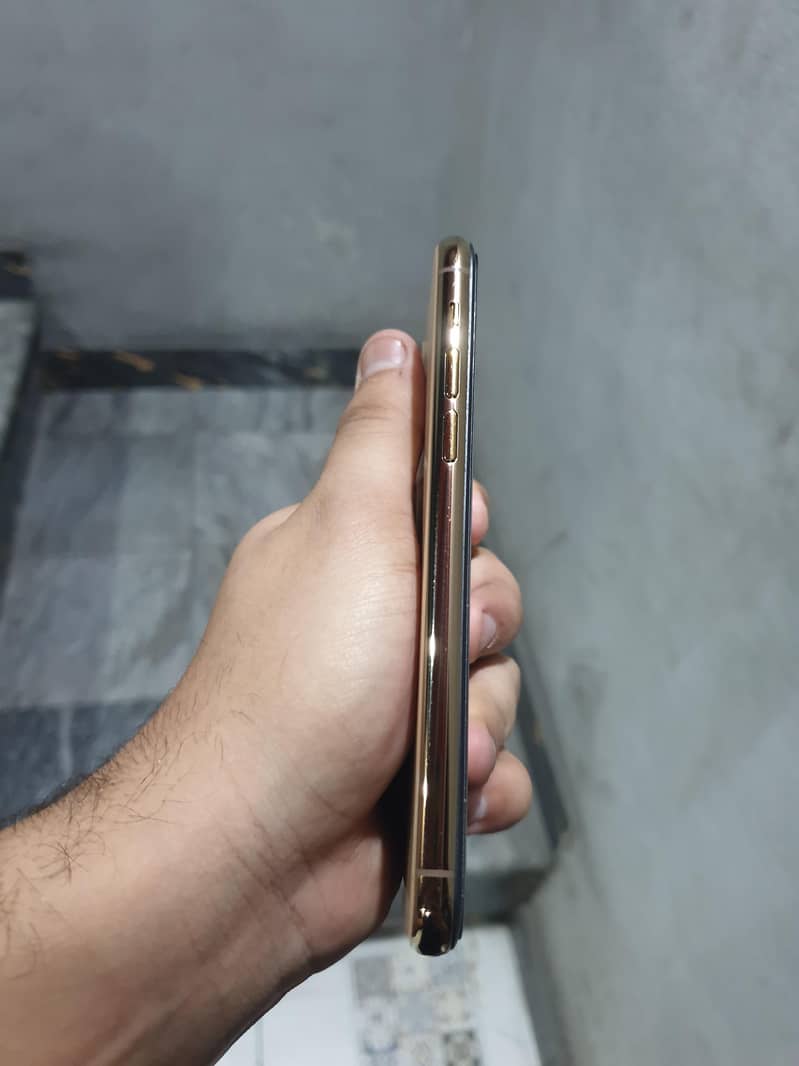 Iphone 11 pro 1