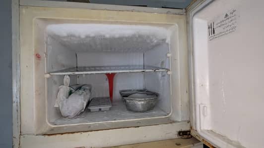 used refrigerator for sell condition check in photo Colling boht achi