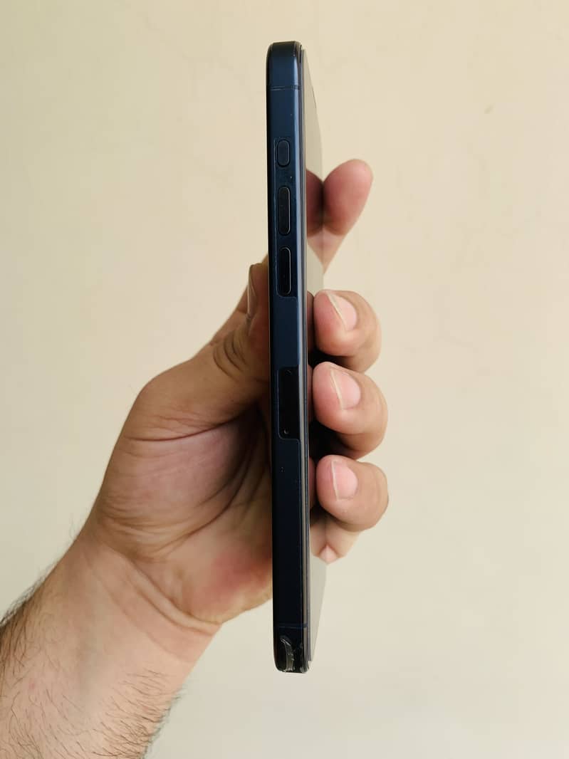 IPHONE 15 PRO MAX 7