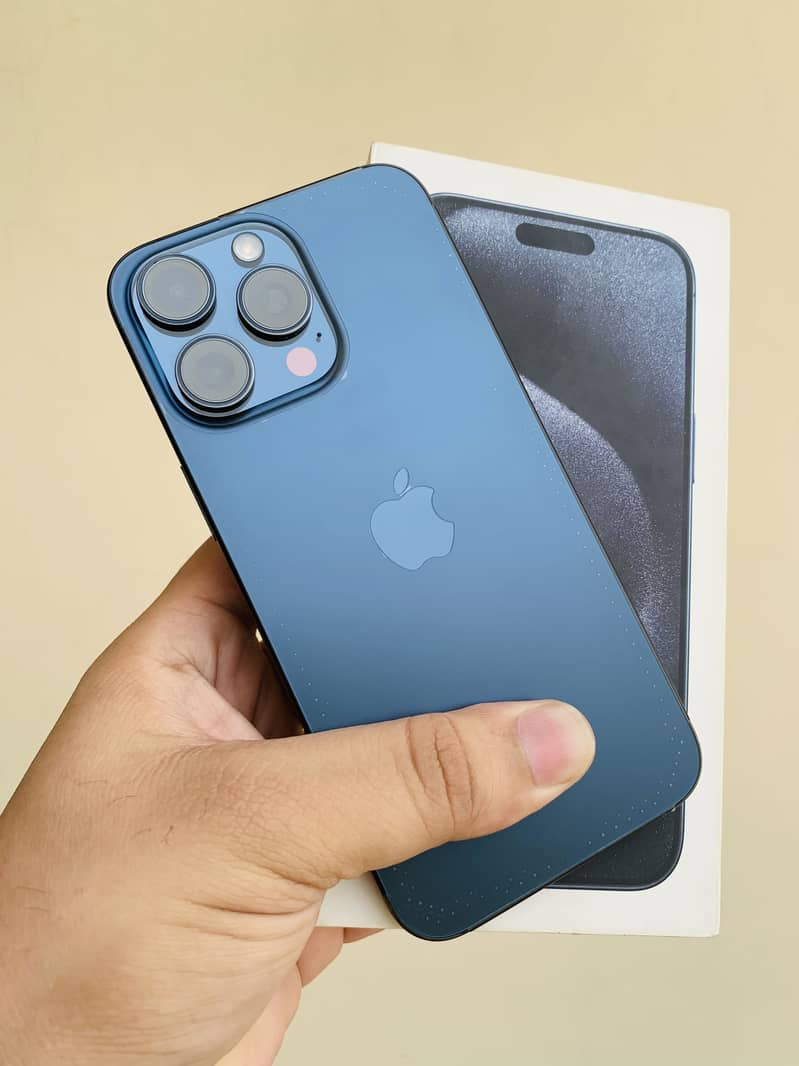 IPHONE 15 PRO MAX 11