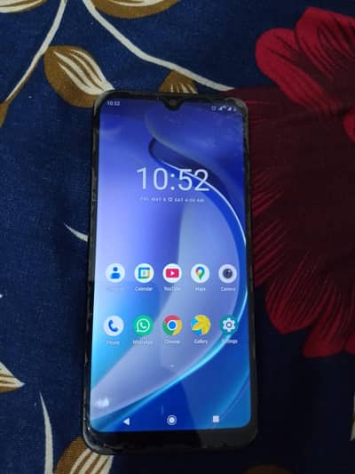Motorola E6S- original with box.