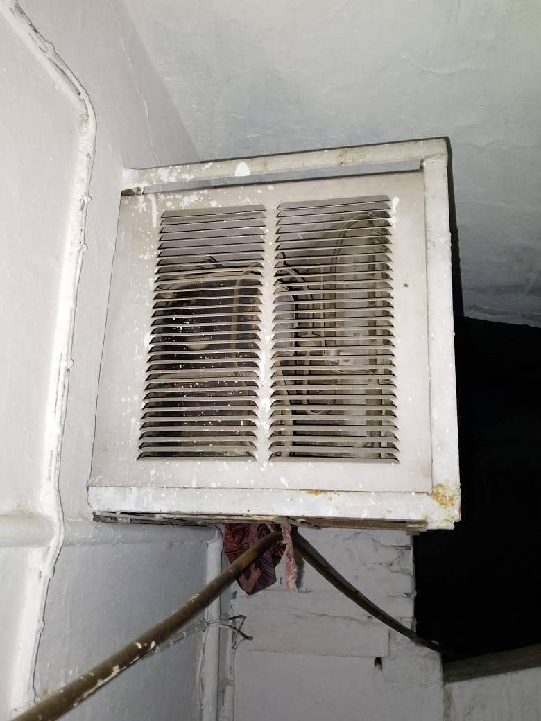 window ac 2