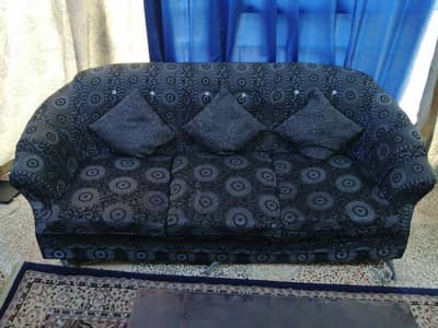 5-Seater Sofa Set Used Condition