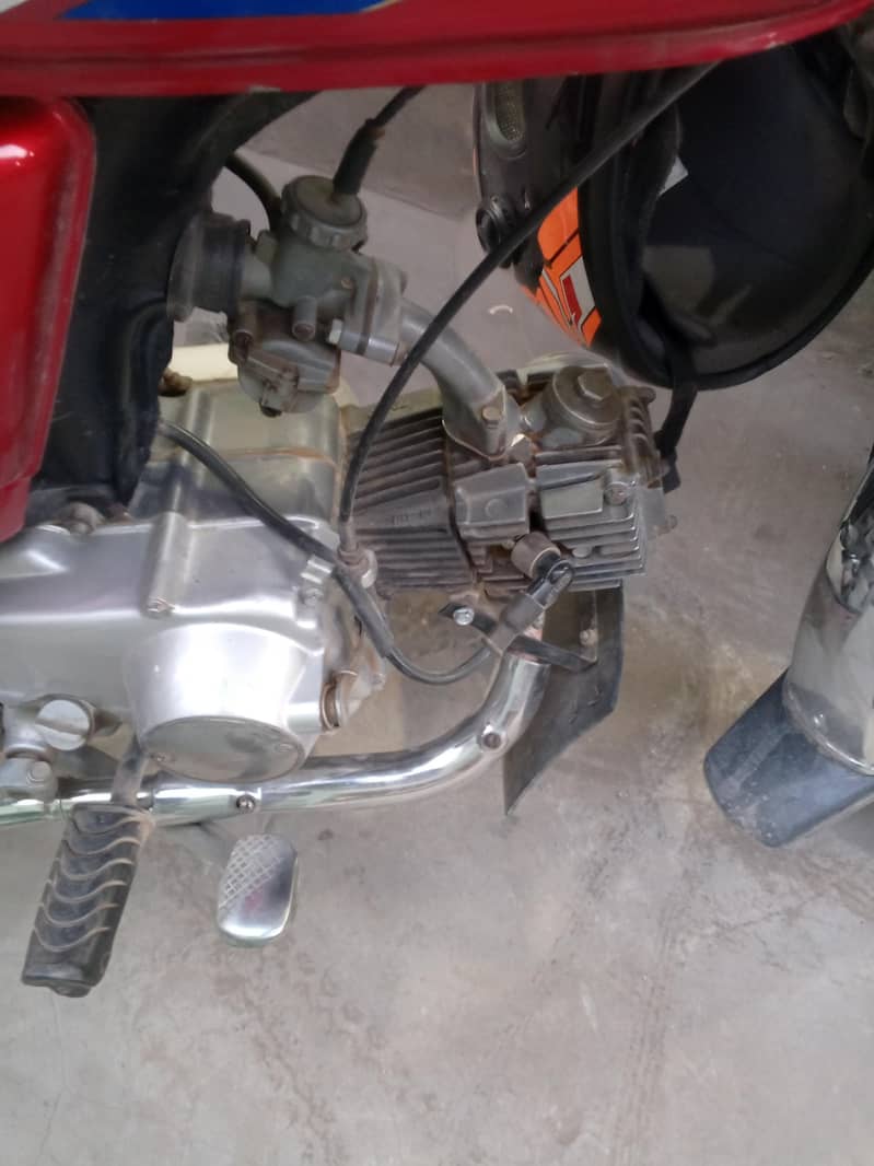 1992 CD 70 3
