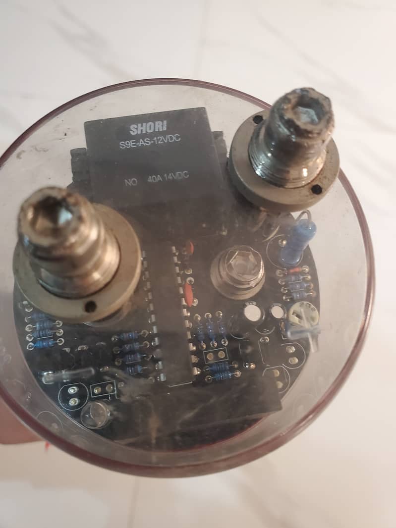 2 Farad Capacitor 2