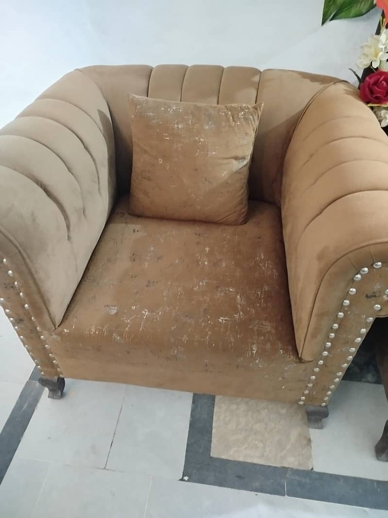 5 seater sofa 0