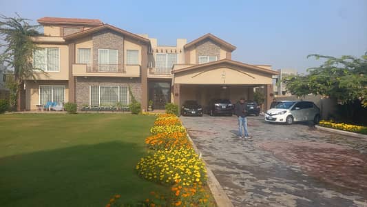 4 Kanal Beautiful Farm House Block A Gulberg Green Islamabad
