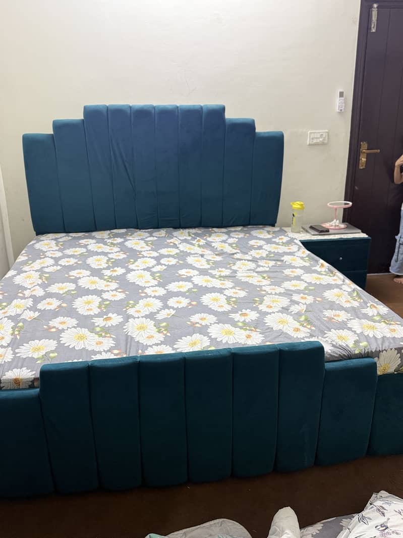 Bed without mattress 1