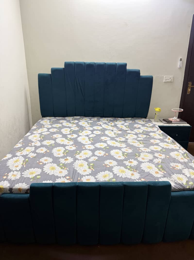 Bed without mattress 3