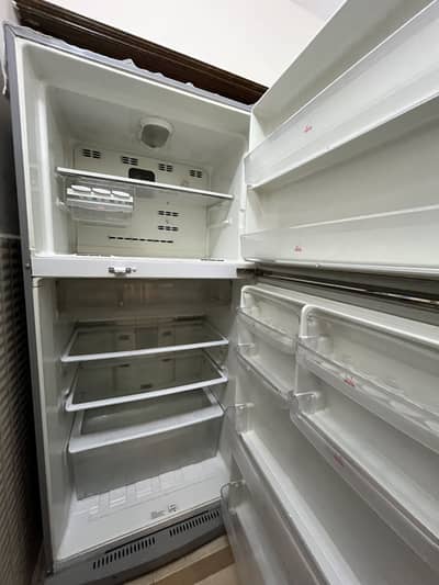 Refrigerator for Sale – Excellent Condition