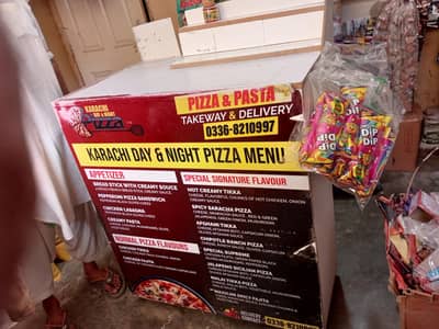 I'm selling pizza counter in good condition
