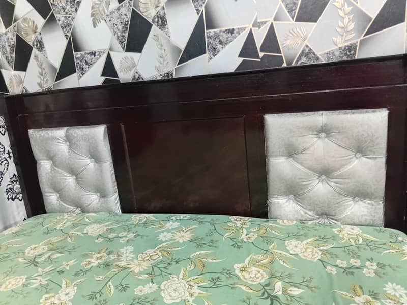 king size bed 1