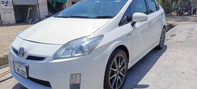 Toyota Prius 2009 registered 2026 lahor number