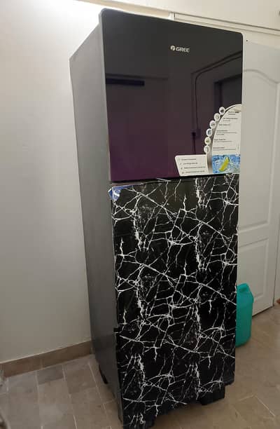 Refrigerator for sale