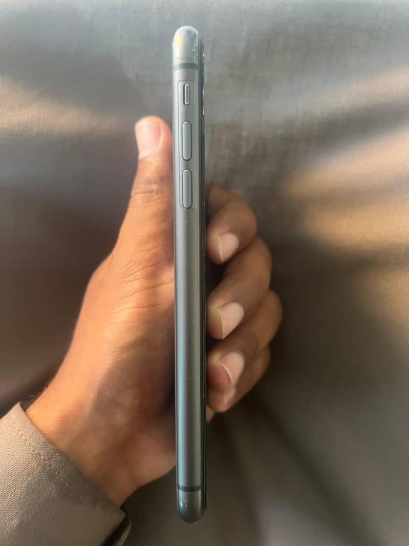 iPhone 0