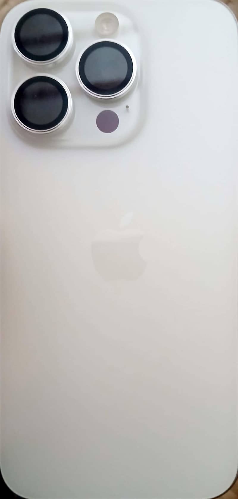 iphone 15 pro 3