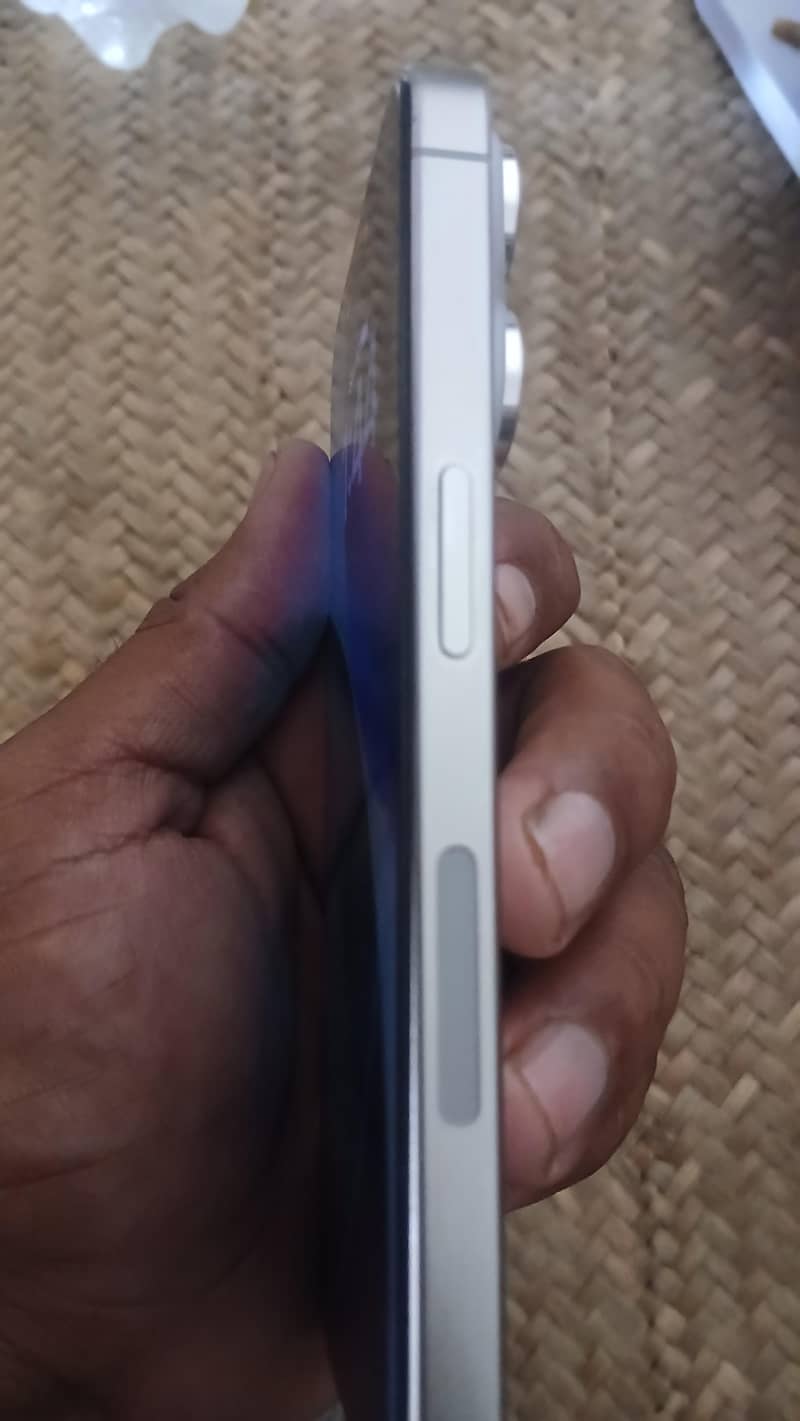 iphone 15 pro 5