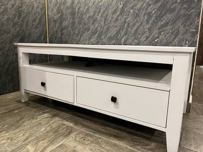 Modern White Console Table / TV Unit – Excellent Condition