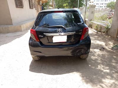 Toyota vitz 2011 model