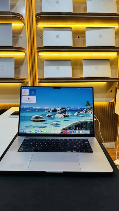 MacBook Pro 2021 – 16”  * Apple M1 Pro Chip