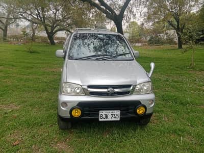 Daihatsu Terios kid in original manual japan in excellent condition