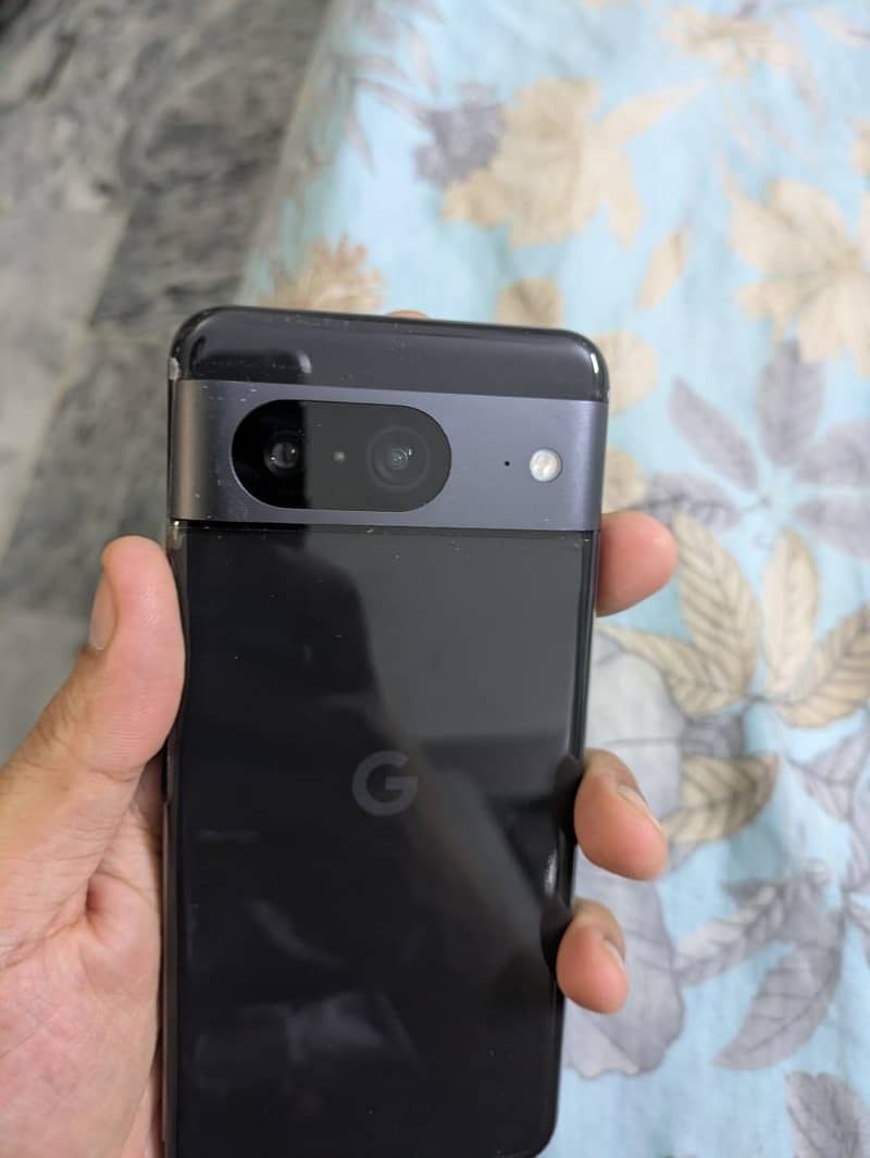 Google Pixel 8 1