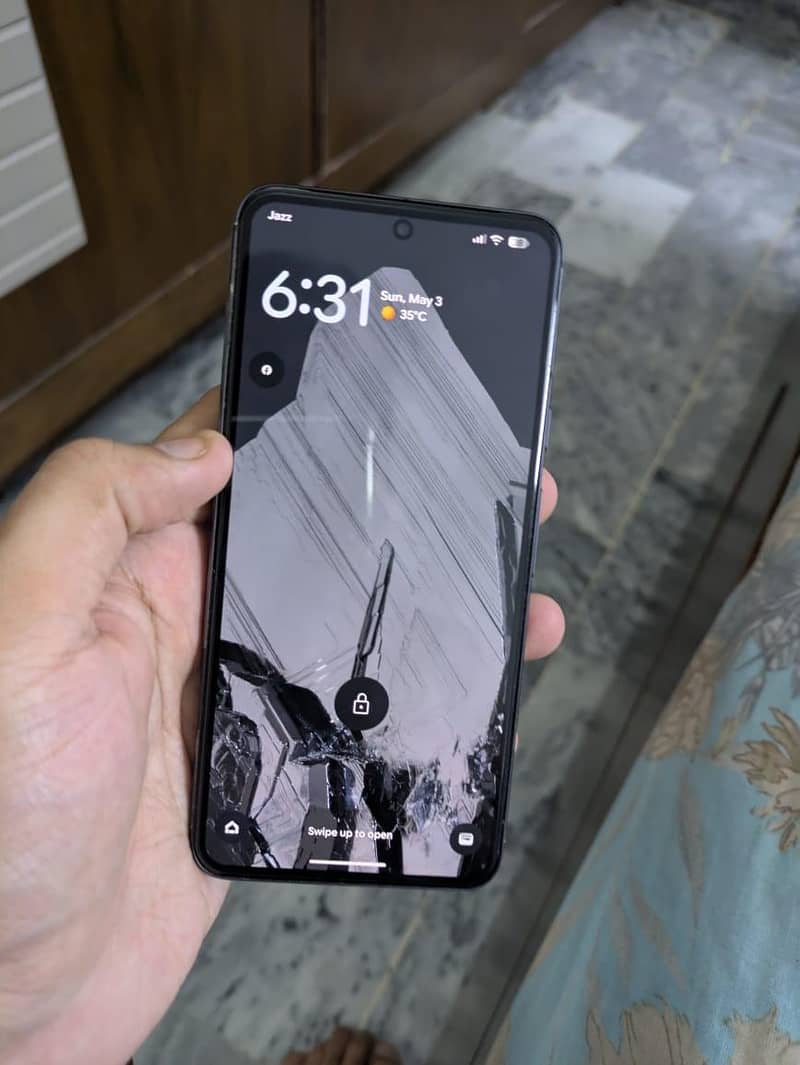 Google Pixel 8 3