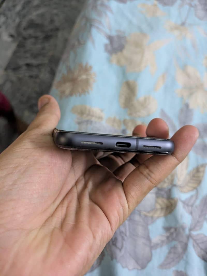 Google Pixel 8 7