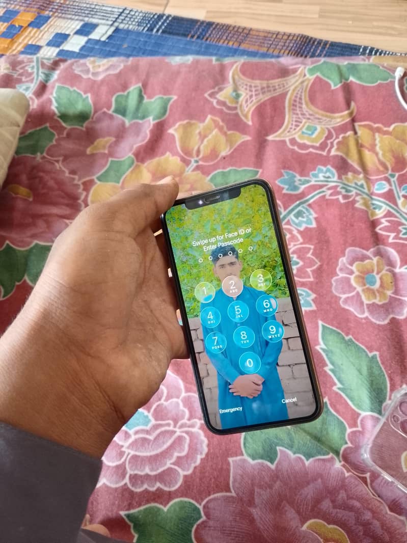 iPhone 11 pro 3