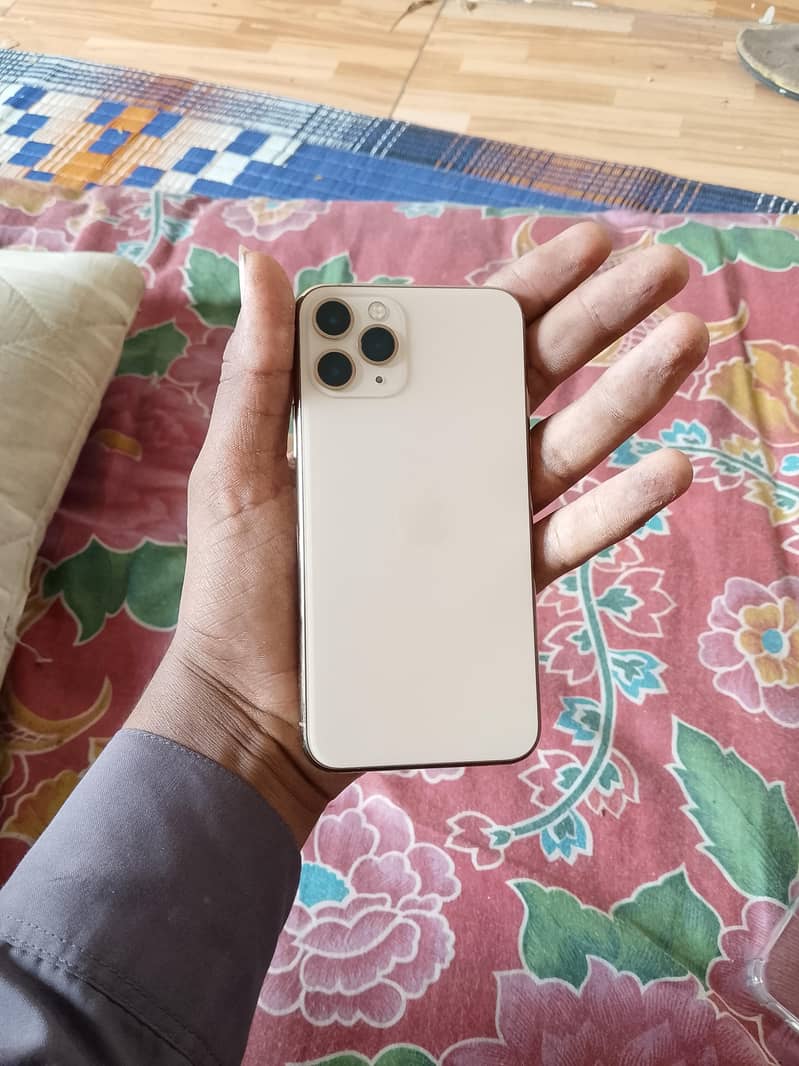 iPhone 11 pro 5