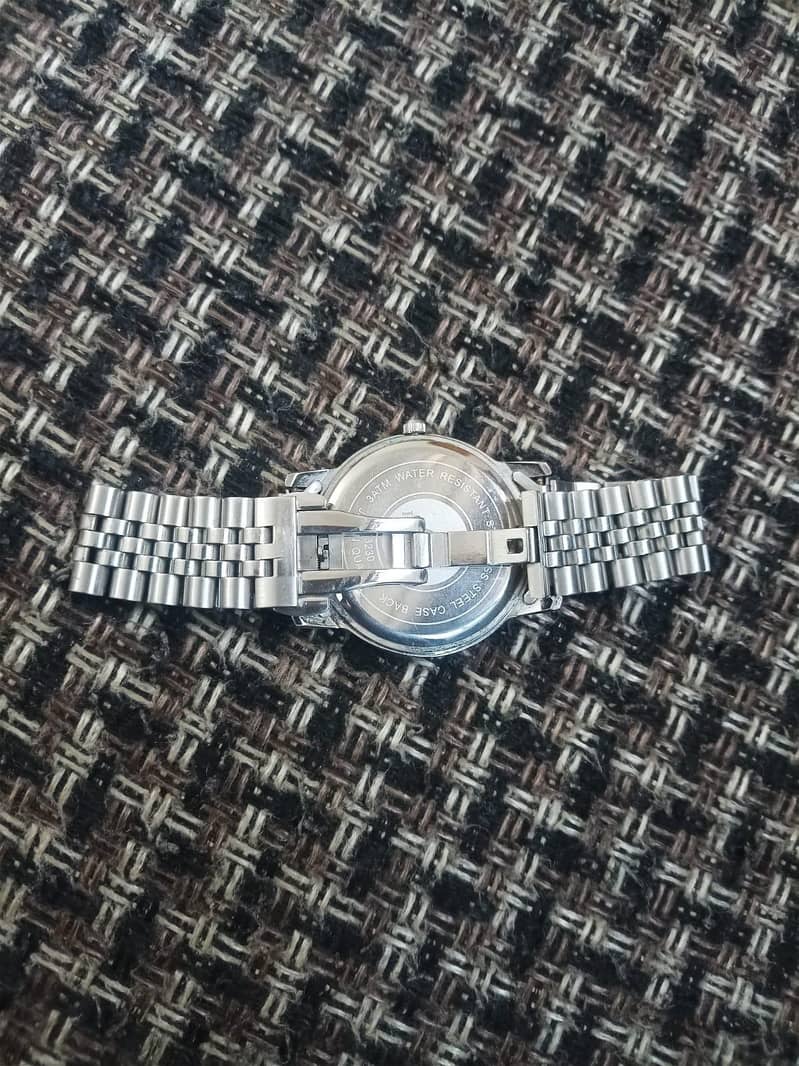 Watch 3