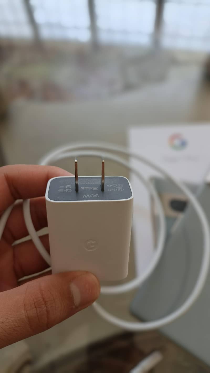 Google Pixel 7 Pro (just box pulled) 1