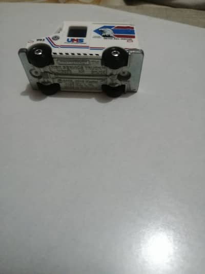 Model Name: MBX Service TruckLivery