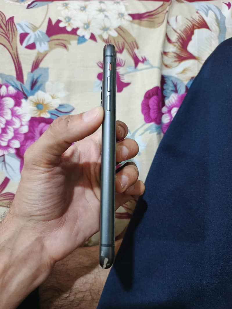 iphone 11 3