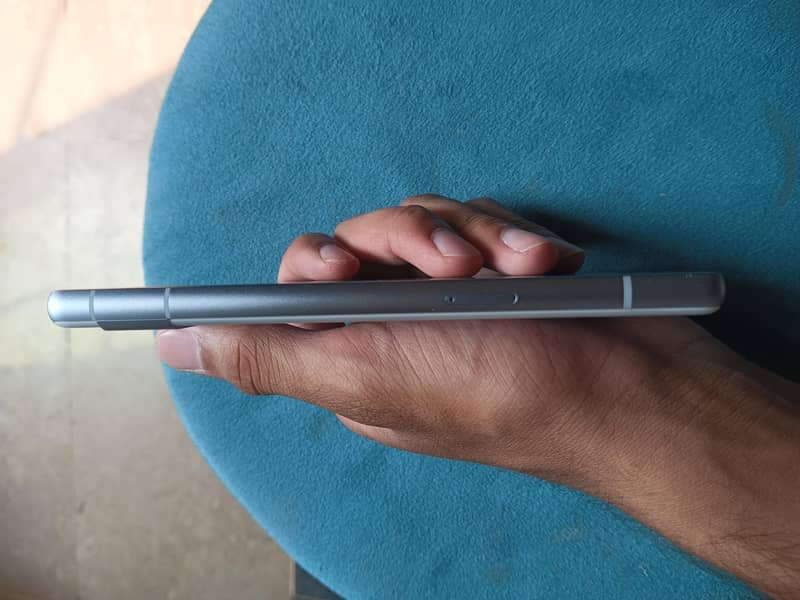 Google Pixel 7a 3