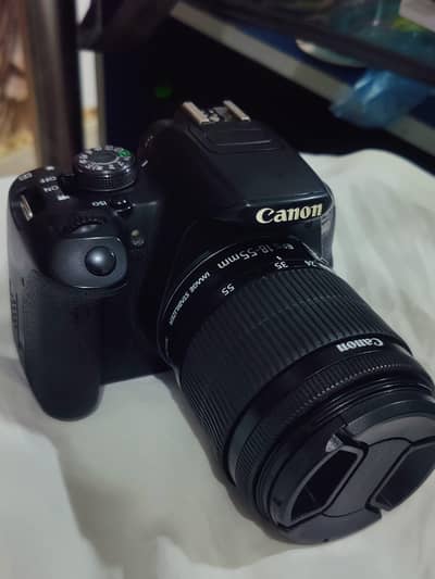 Canon 700D for sale