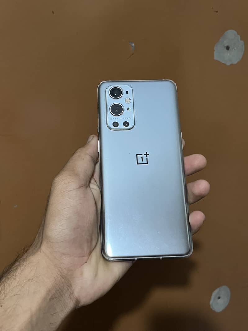 One Plus 9 Pro 0