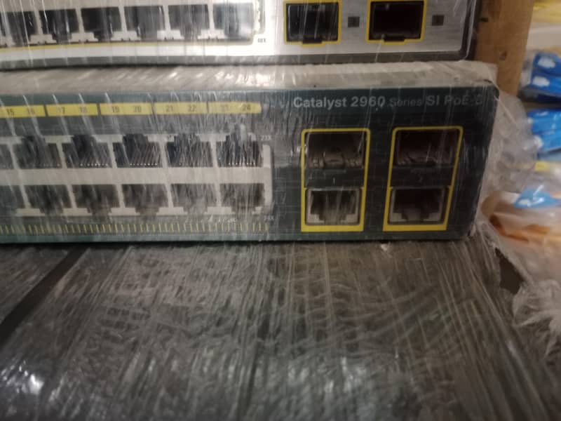 TP Link 8port switch 13
