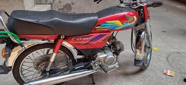 A very Good Conditoned Honda CD70 bike for sale