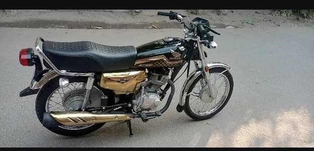 Honda CG125 model 2024 Gold special edition