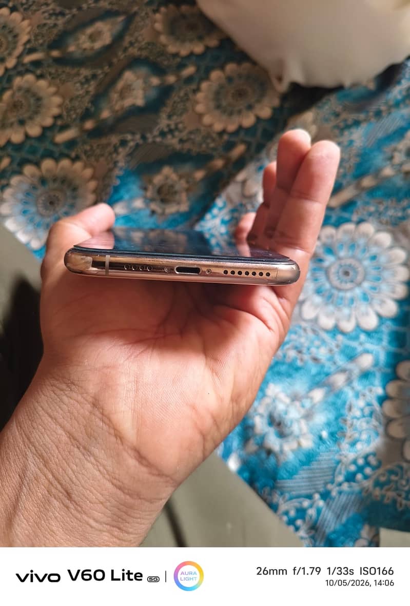 Apple iPhone 11 Pro Max 5