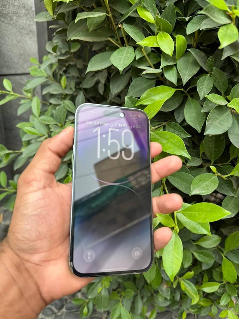 iphone 14 pro 1