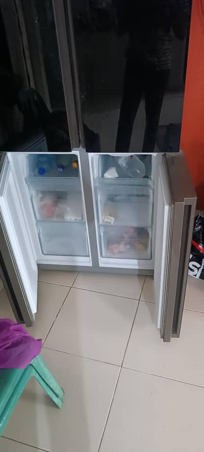 HAIER HRF568TBG