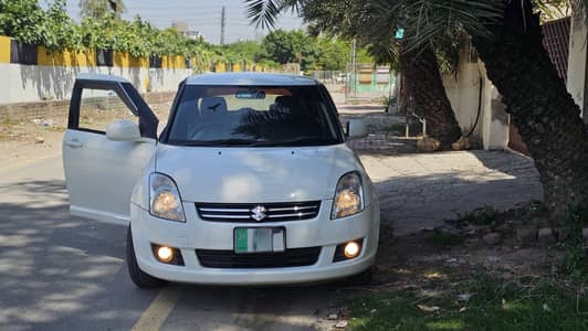 Suzuki Swift 1.3 DLX FULL Option