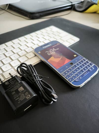 BLACKBERRY Q20 CLASSIC BLUE EDITION