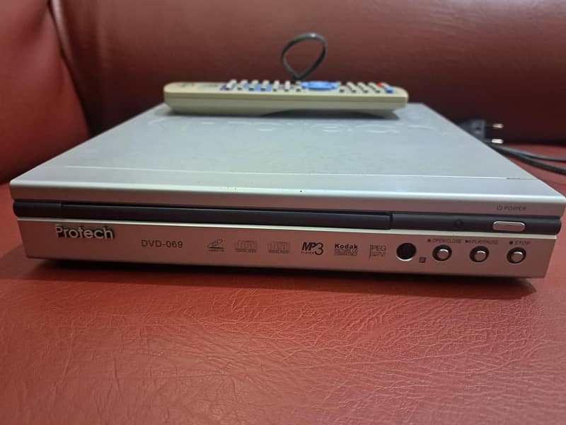 DVD Player 4
