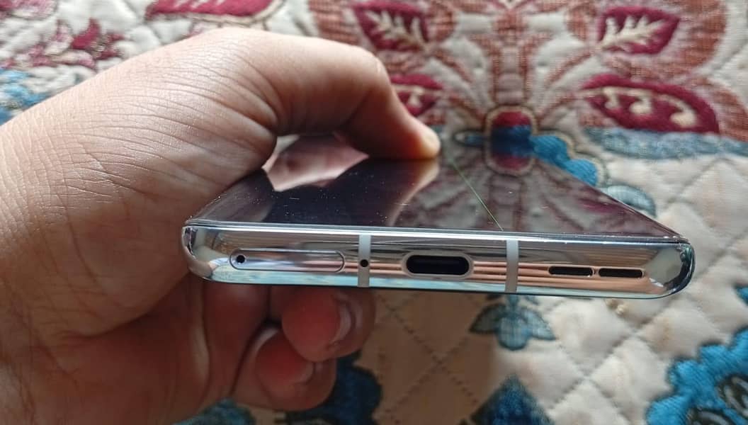 one plus 9pro 12/256 1